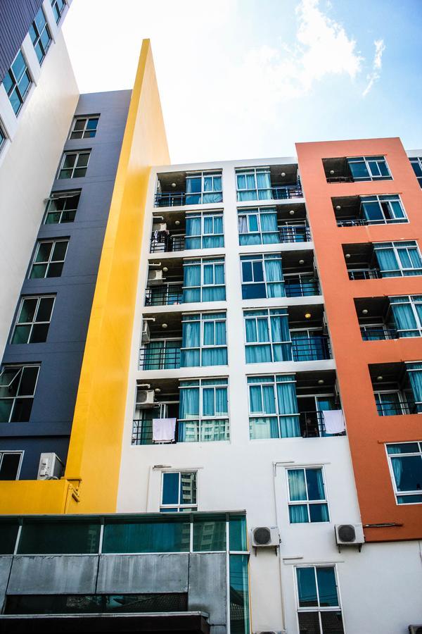 Bansabai Sabaidee Service Apartment Bangkok Kültér fotó
