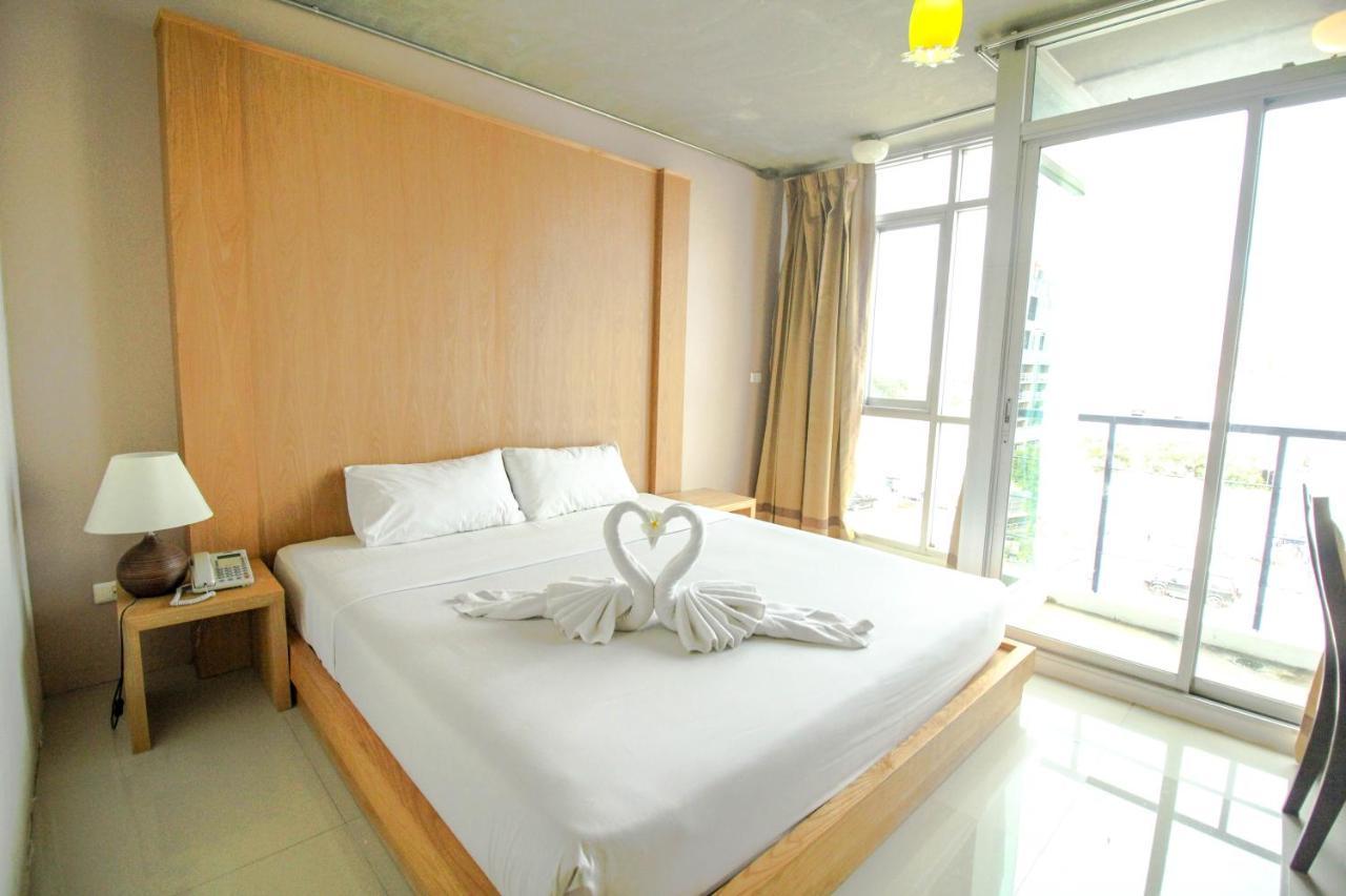 Bansabai Sabaidee Service Apartment Bangkok Kültér fotó
